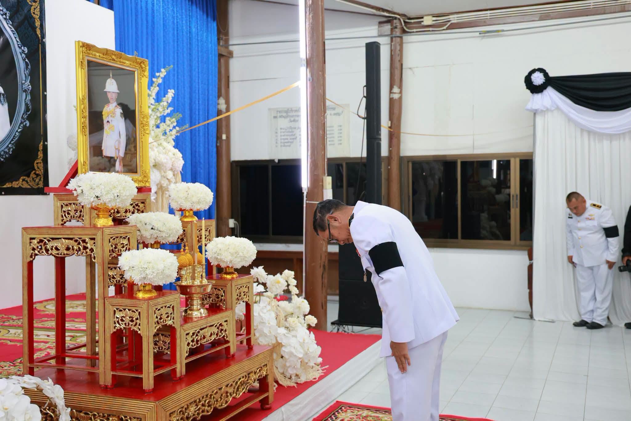 title - ปฏิรูปที่ดินจังหวัดเพชรบุรี มอบหมายให้ เจ้าหน้าที่ ส.ป.ก.เพชรบุรี ร่วมพิธีบำเพ็ญกุศลปัณรสวสาร (15 วัน) และทำบุญตักบาตร อุทิศถวายพระกุศลแด่สมเด็จพระเจ้าลูกเธอ เจ้าฟ้าพัชรกิติยาภา นเรนทิราเทพยวดี กรมหลวงราชสาริณีสิริพัชร มหาวัชรราชธิดา